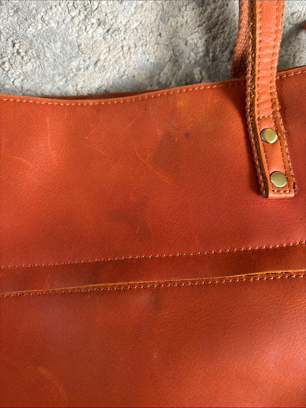 Everyday Leather Tote in Burnt Orange - Picture 4 of 8